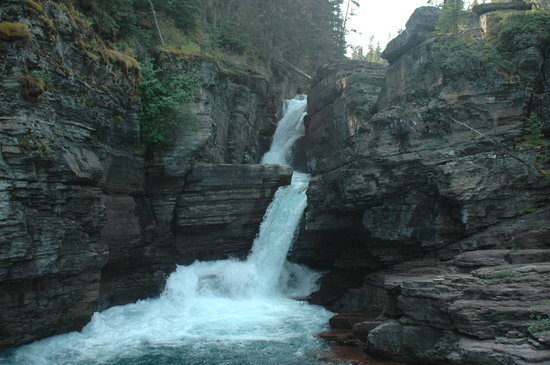This image has an empty alt attribute; its file name is st-mary-s-falls.jpg